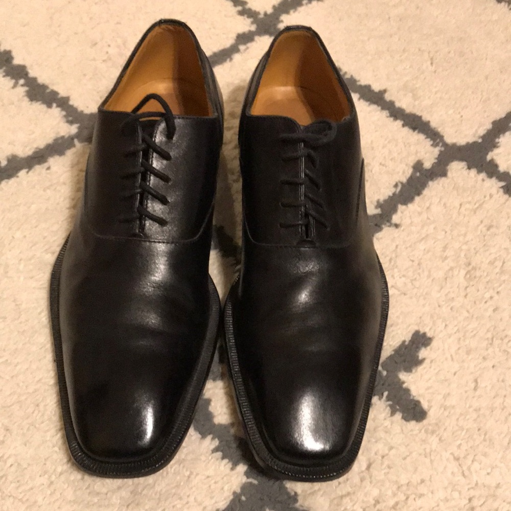 Valentino Garavani Square-Toe Oxford